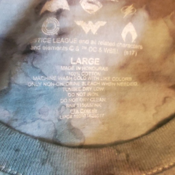 Justice Leauge Superman Shirt Size L - Picture 3 of 3